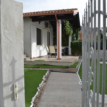 Casa Giovanna San Giovanni Suèrgiu Exteriér fotografie